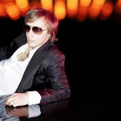 David Guetta and Niles Mason - Louder than word