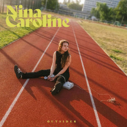 Nina   - Caroban